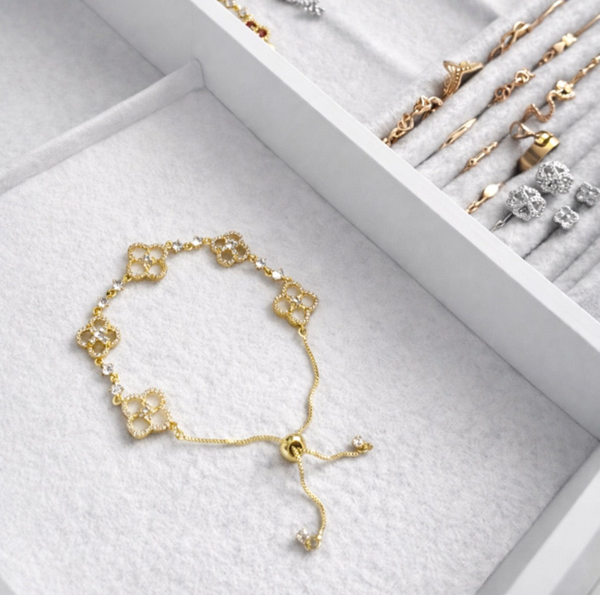 𝐓𝐫𝐞̀𝐟𝐥𝐞 𝐒𝐢𝐠𝐧𝐚𝐭𝐮𝐫𝐞